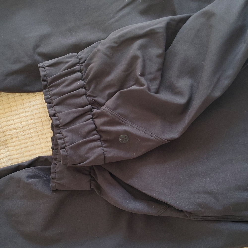 Lululemon On The Fly Pant *28" Black Size 4 - Picture 11 of 12
